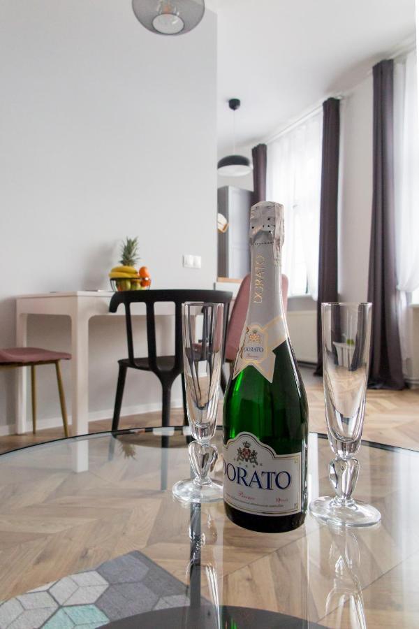 Apartament Magia Miasta Apartment Jelenia Gora Bagian luar foto