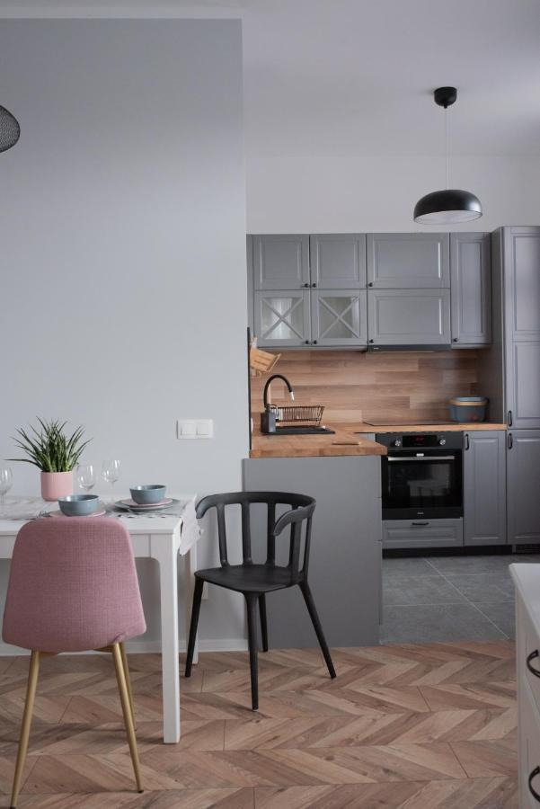 Apartament Magia Miasta Apartment Jelenia Gora Bagian luar foto
