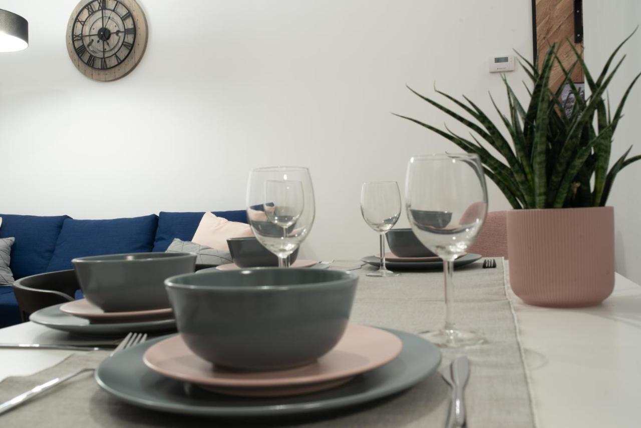 Apartament Magia Miasta Apartment Jelenia Gora Bagian luar foto